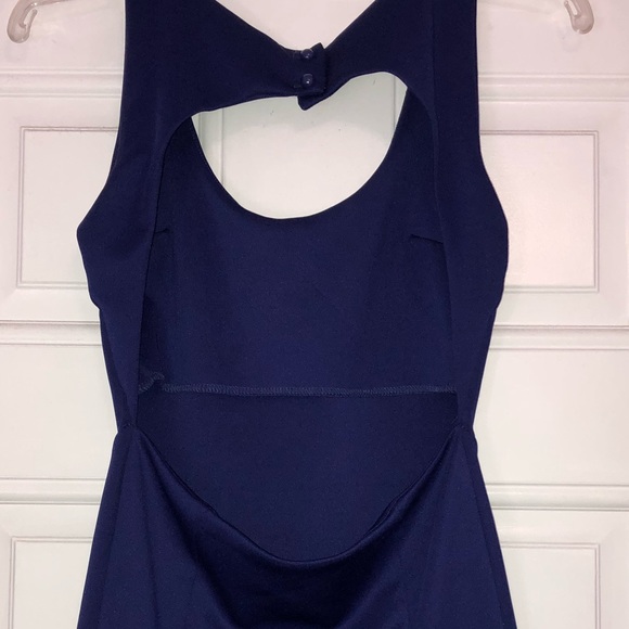 Dress - Picture 2 of 5